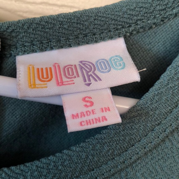 SOLD - LulaRoe Amelia dress size small - Picture 3 of 6